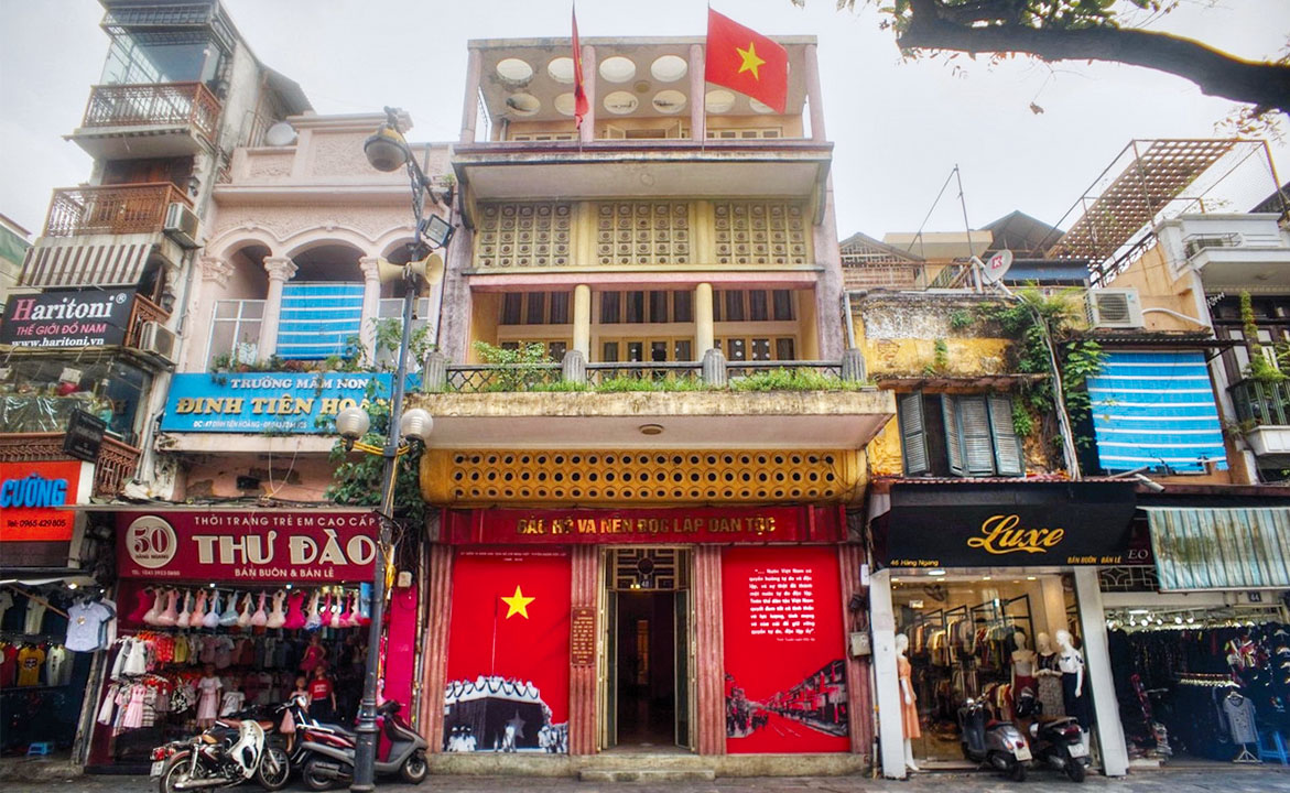 House number 48 Hang Ngang street