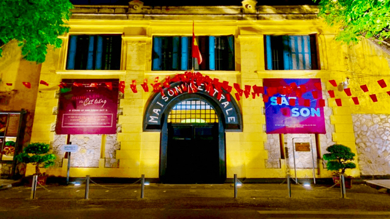 Representation of vietnamese resistance leaders hoa lo prison museum