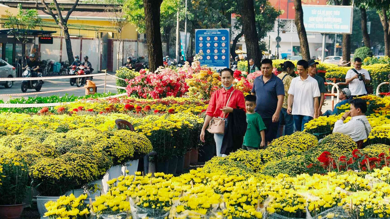 Saigon Tet flower markets