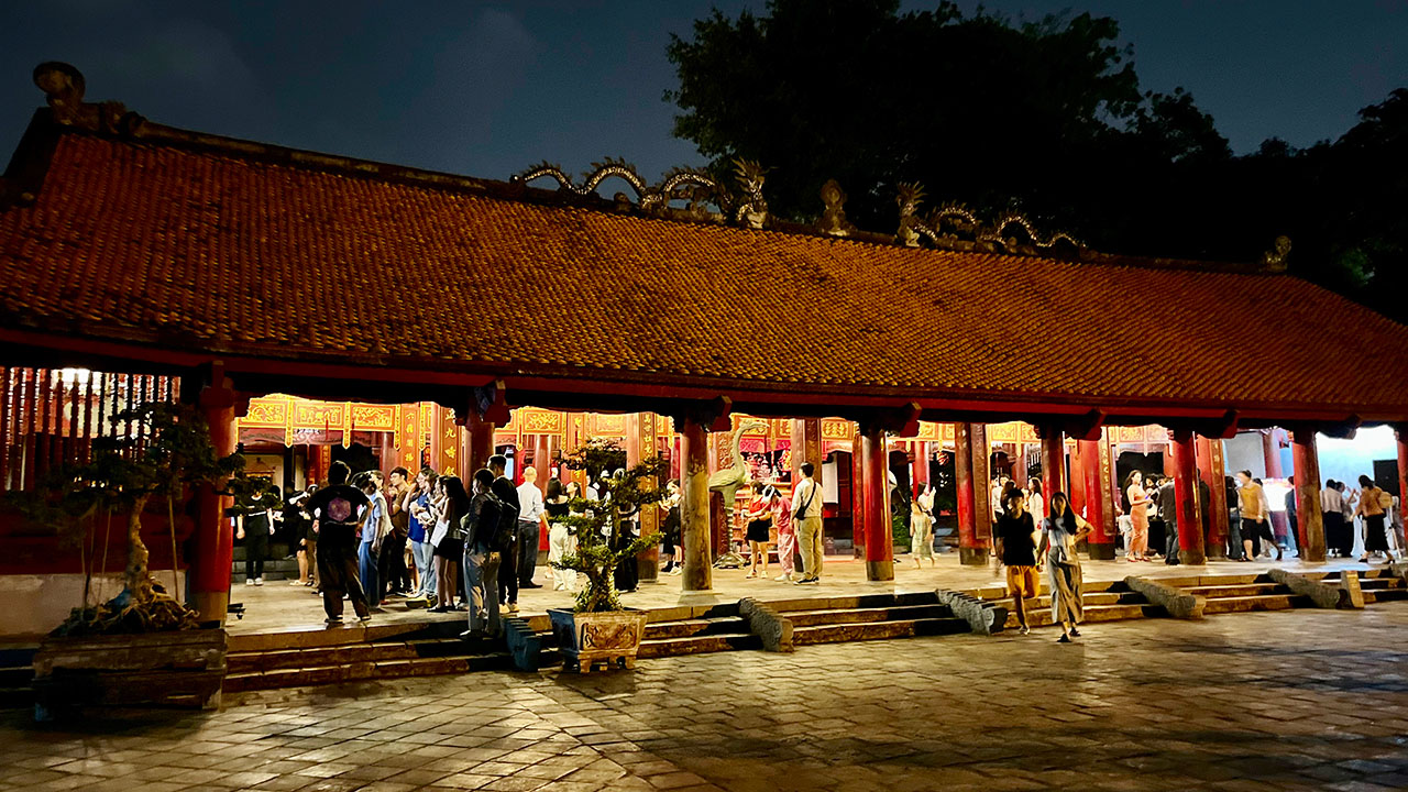 Temple of Literature Experience
