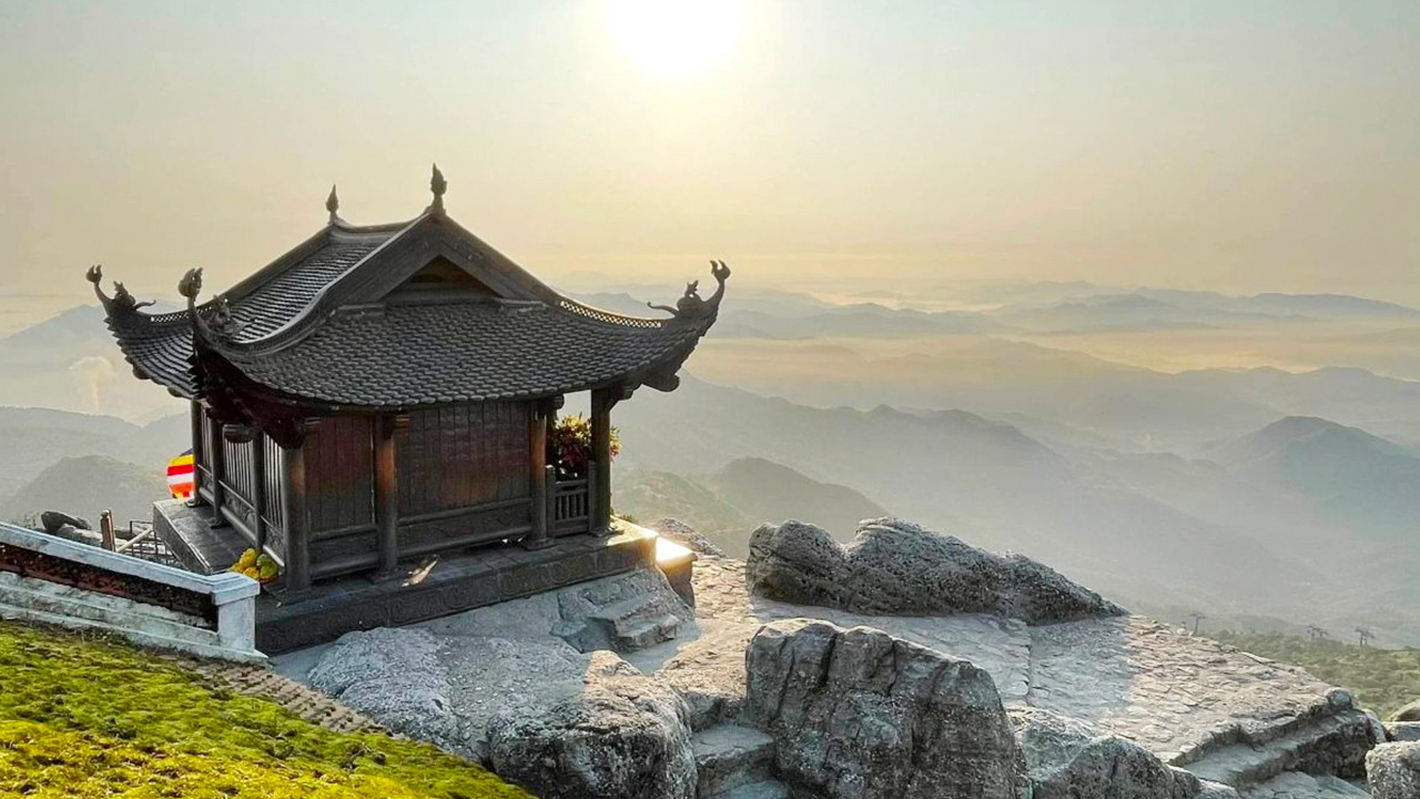 Yen Tu Pagoda
