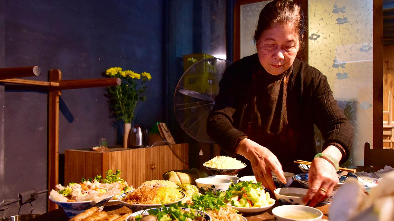 Local cuisine and attractions nearby bat trang pottery village