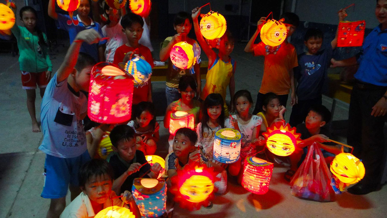 Lantern procession on Mid-Autumn Festival night