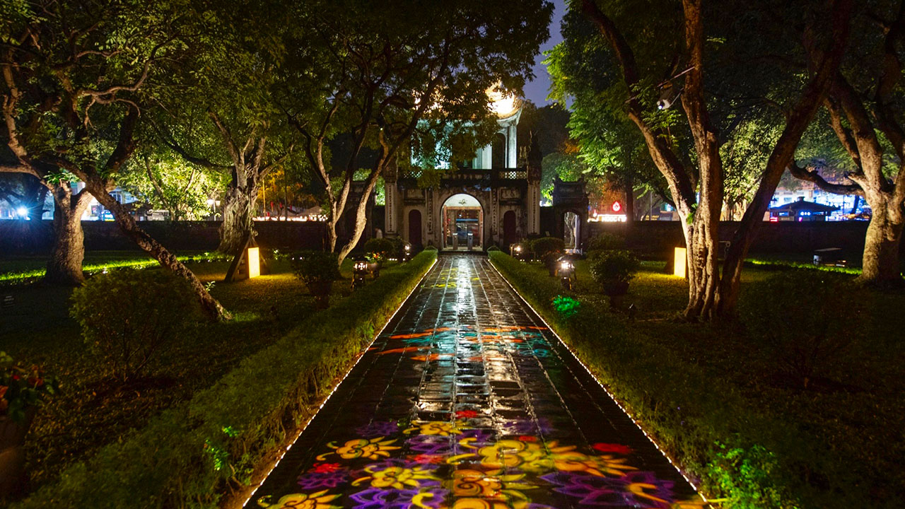 Temple of Literature light show