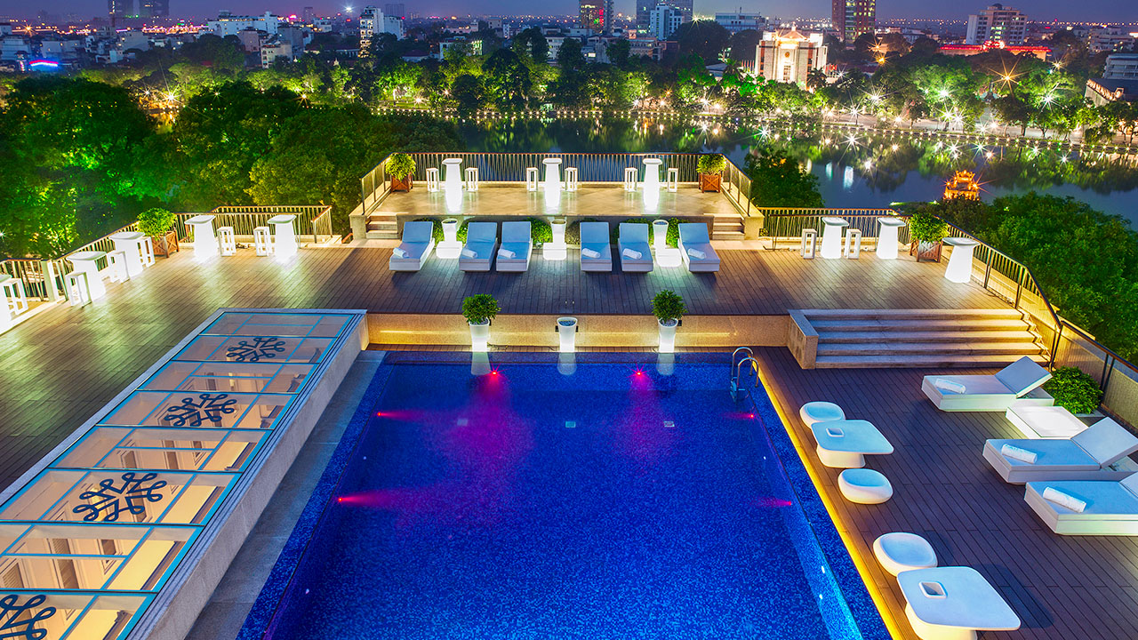 Rooftop infinity pool