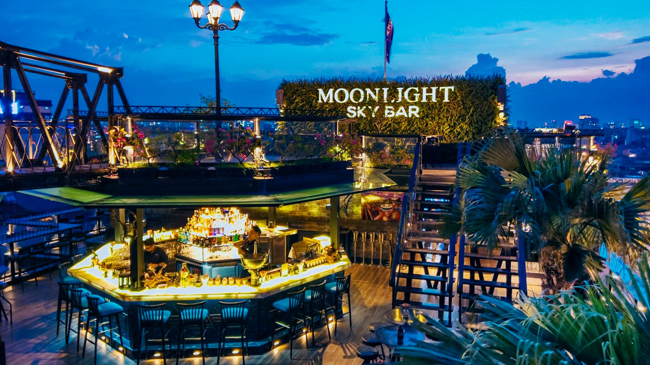 Moonlight Sky Bar