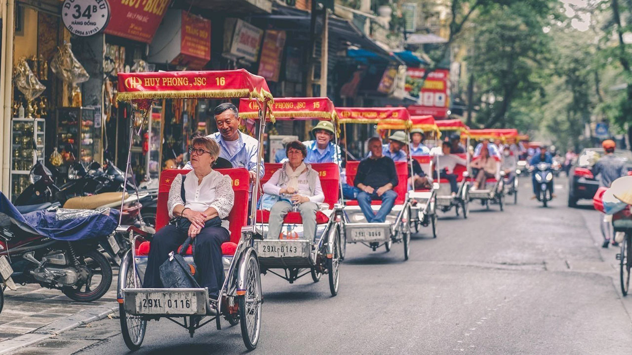 Cyclo tours in Hanoi