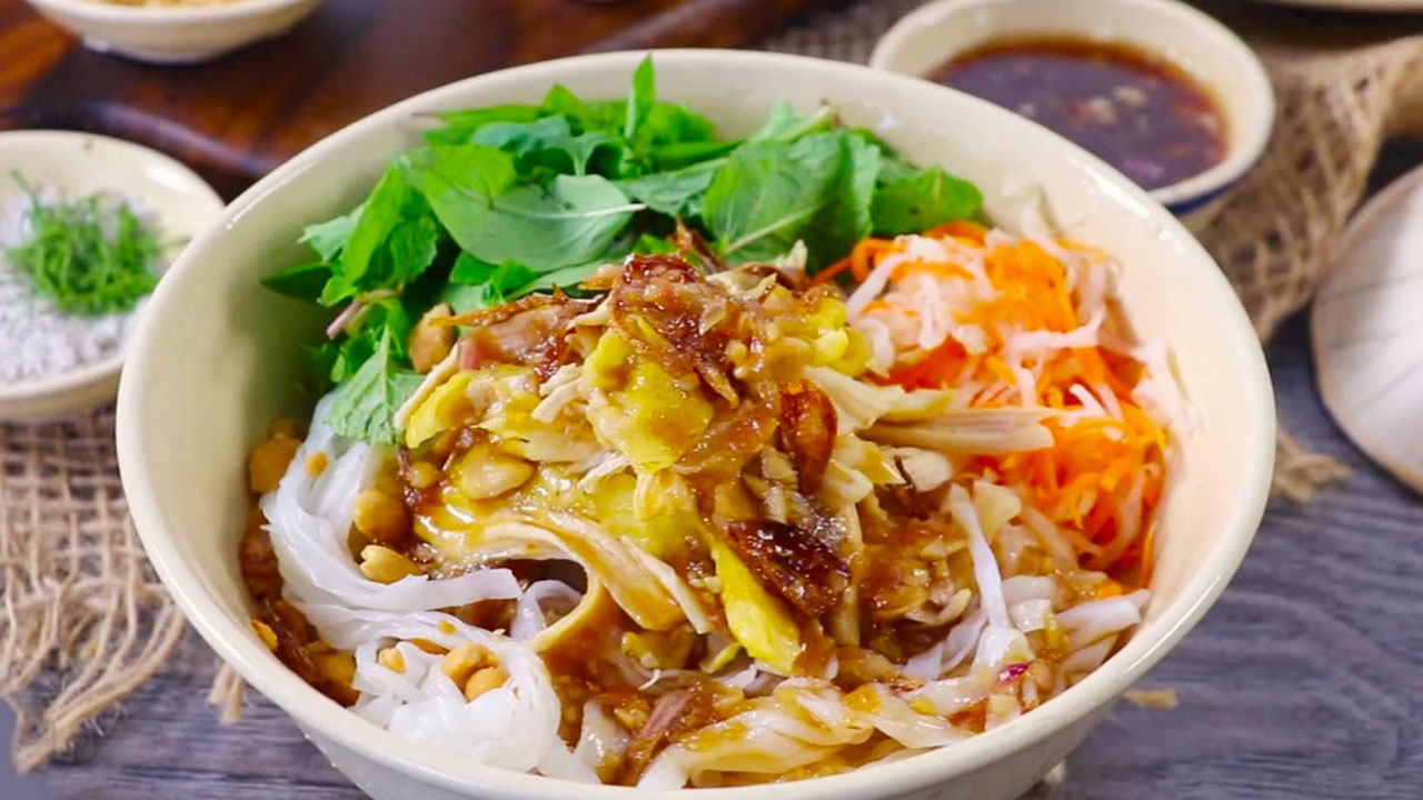 Influences on hanoi food culture