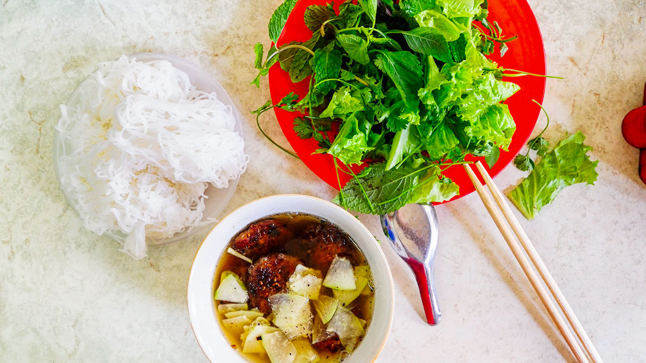 Bun Cha: A Lunchtime Favorite Traditional Vietnamese Dishes