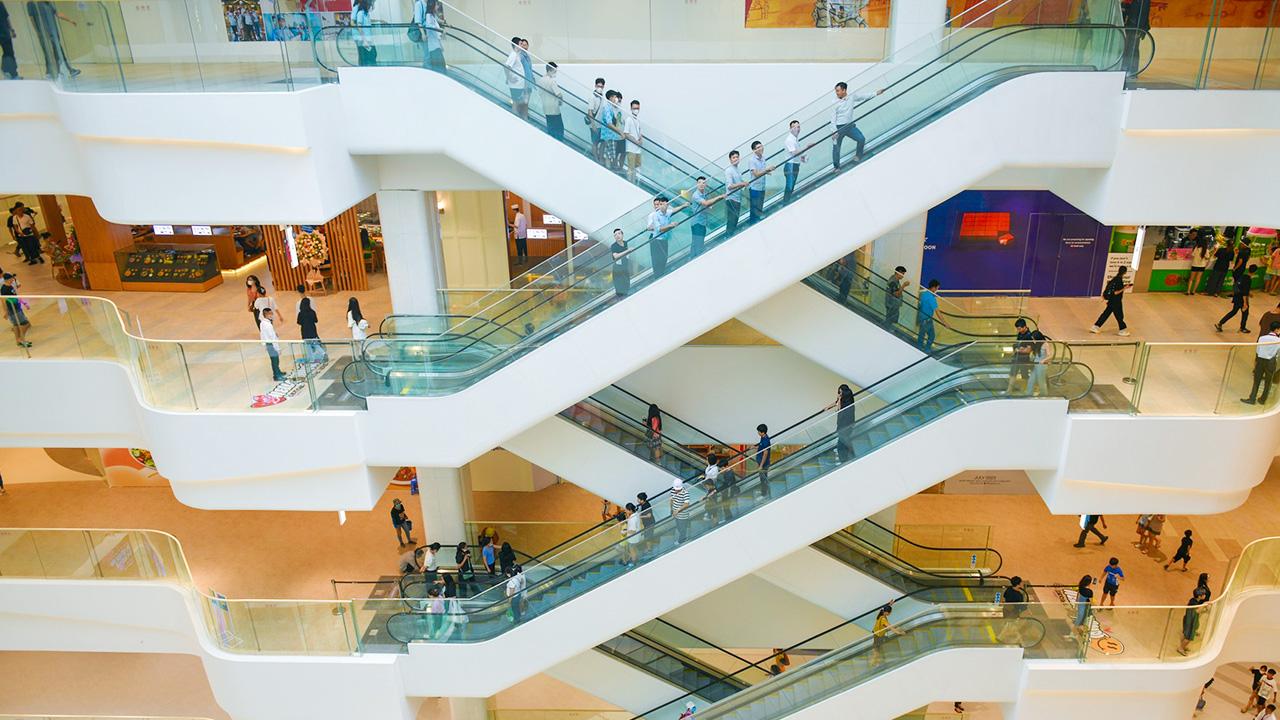 Shopping Experience Near West Lake