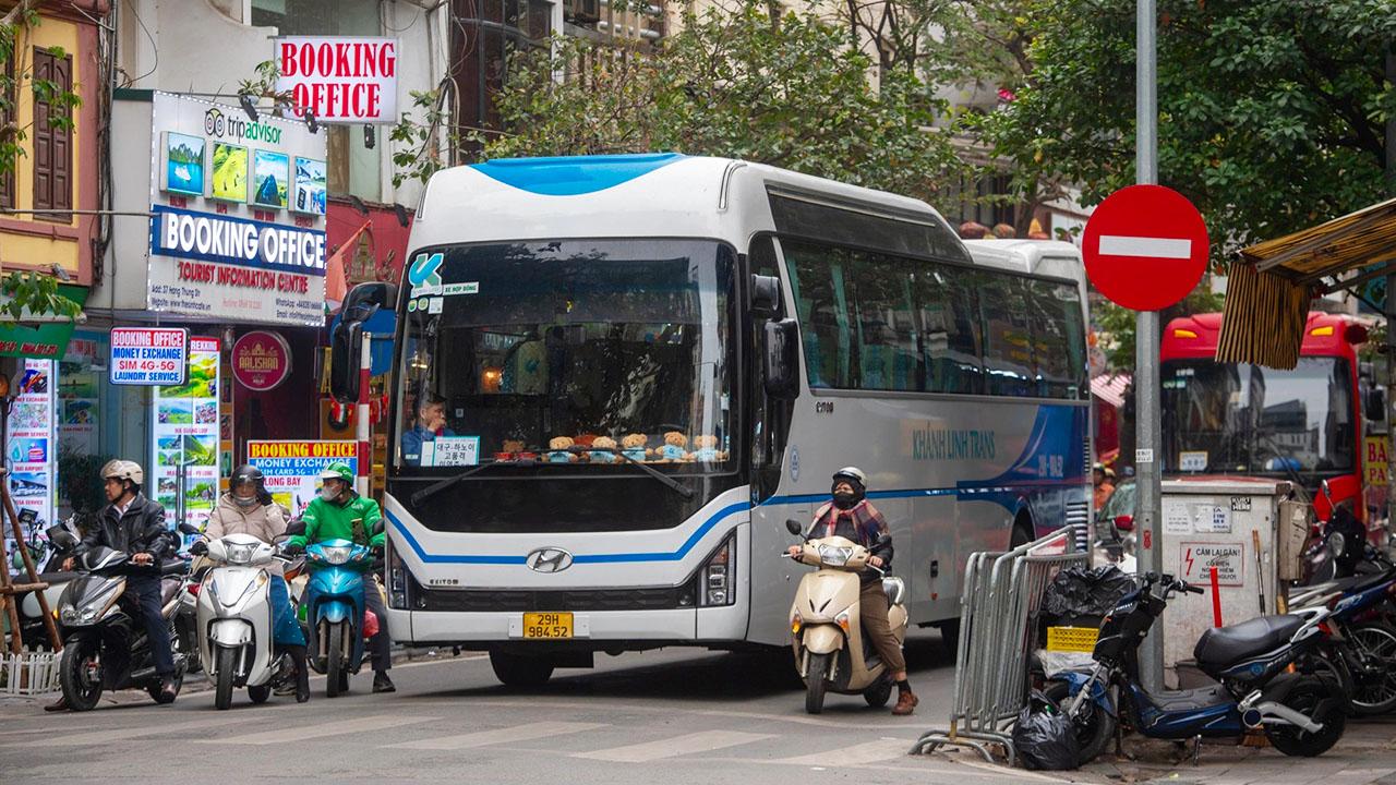 Transportation to Hang Bong Street