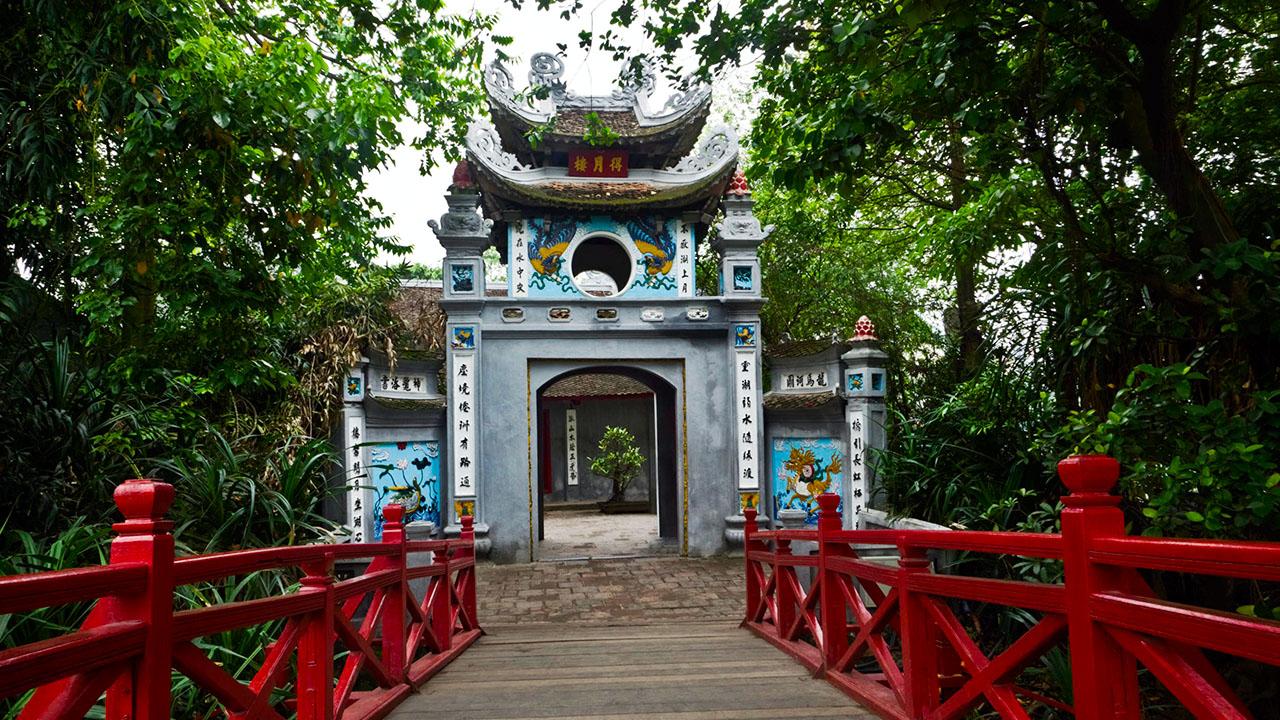 Ngoc Son Temple