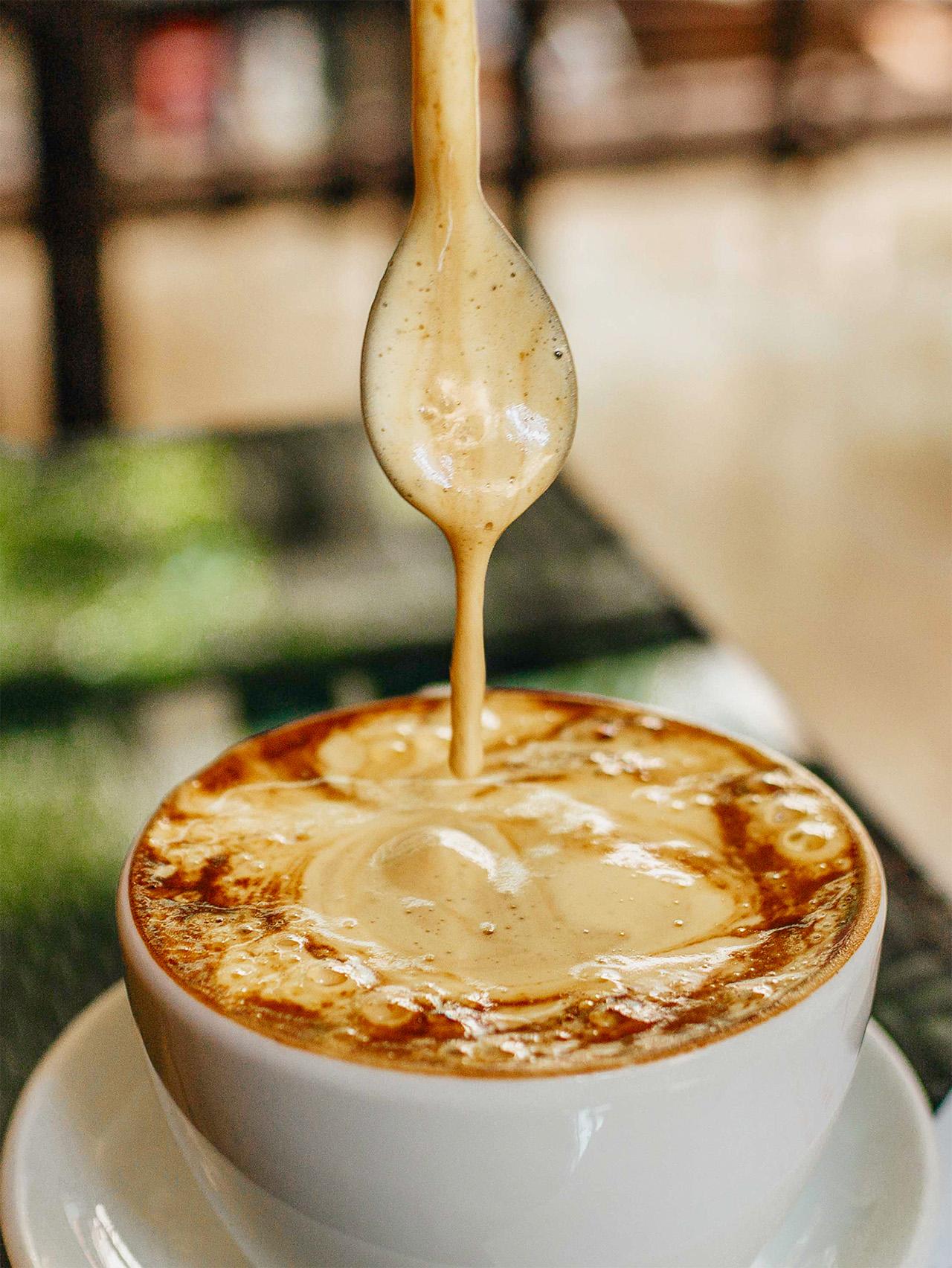 What is egg coffee? Who invented egg coffee?