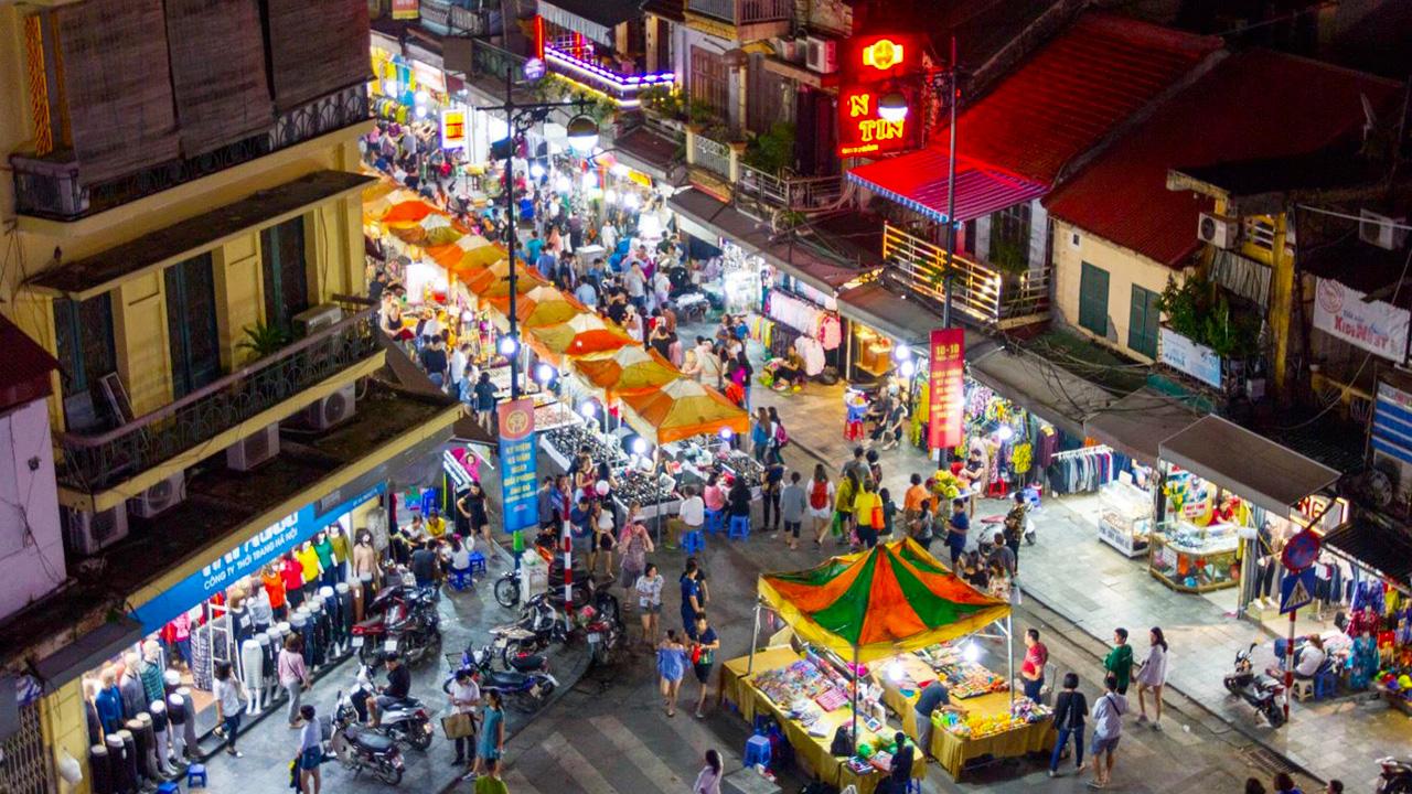 Local shops vs. tourist shops