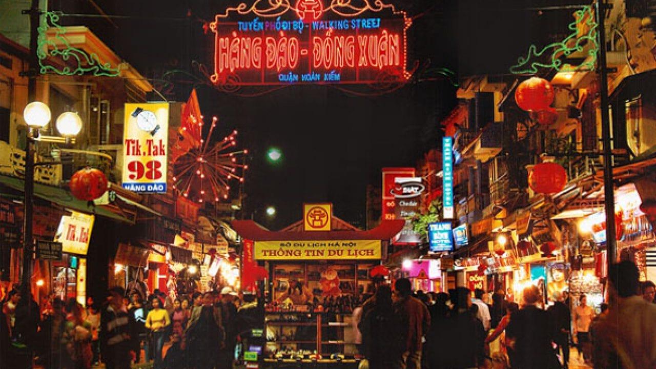 Night markets in Old Quarter