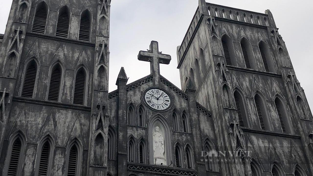 Unique Aspects Compared to Other Religious Structures in Hanoi