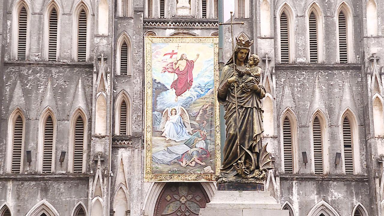 Neo-Gothic Design Elements