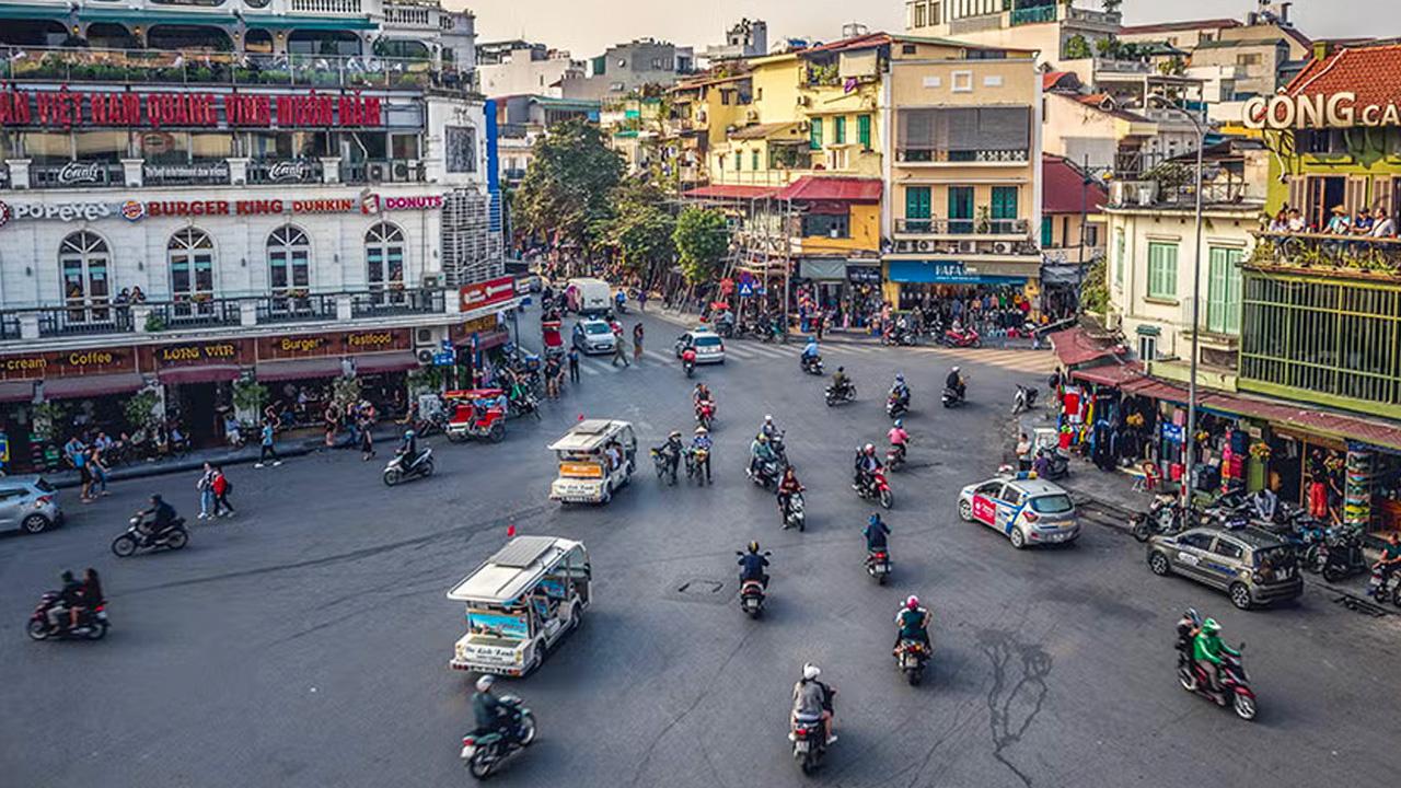 Local Transportation Options to Access Hang Bo Street Hanoi