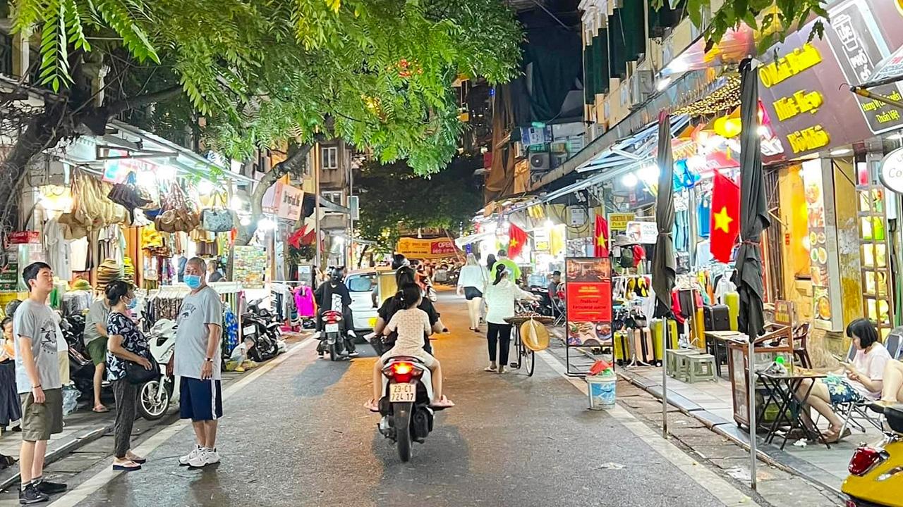 History of hang giay street hanoi
