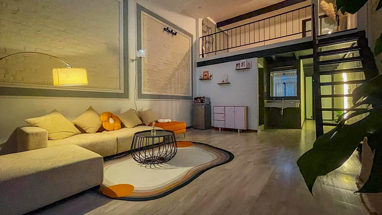 Living and accommodation near hang giay street hanoi