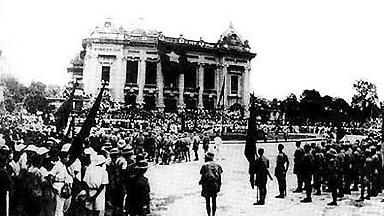 Ba Dinh Square, 1945