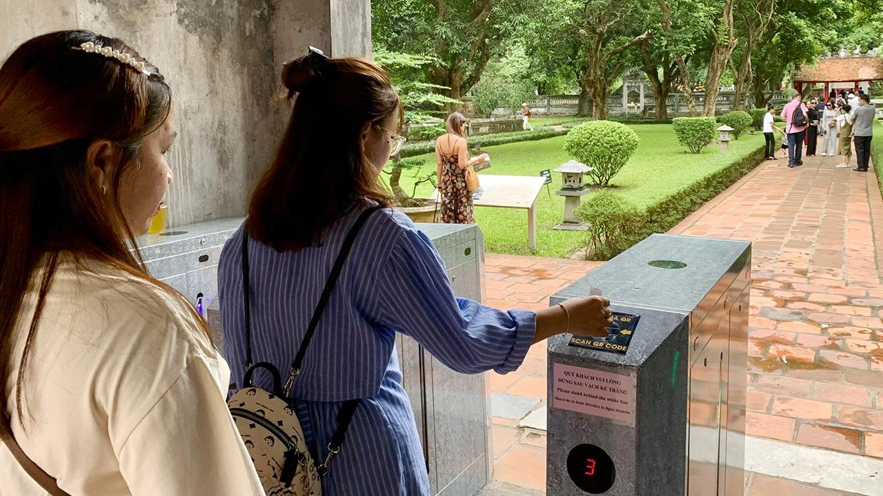 Giờ mở cửa và giá vé vào Văn Miếu